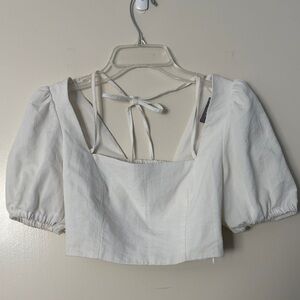 Lichi Women’s Elegant White Puff Sleeve Cropped Peasant Resortwear Top, M